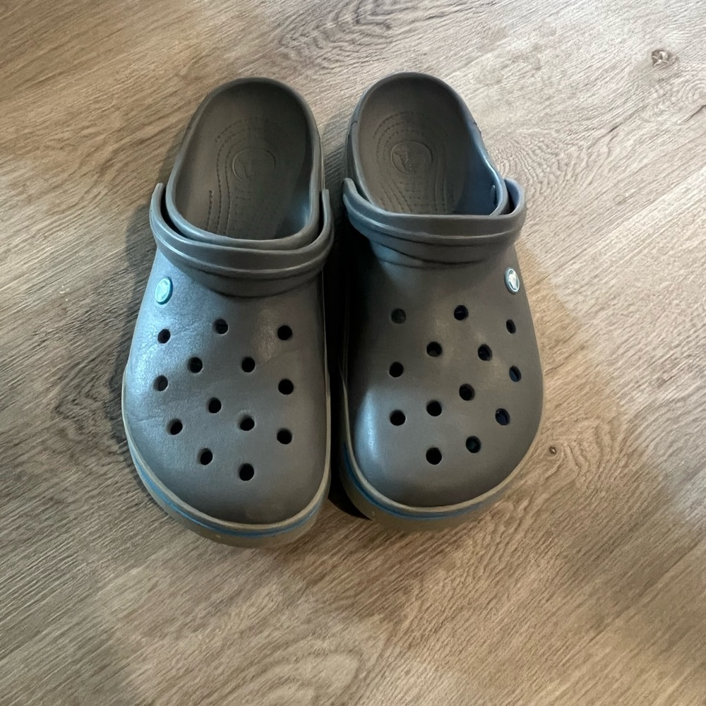 Crocs - Picture 2 of 3